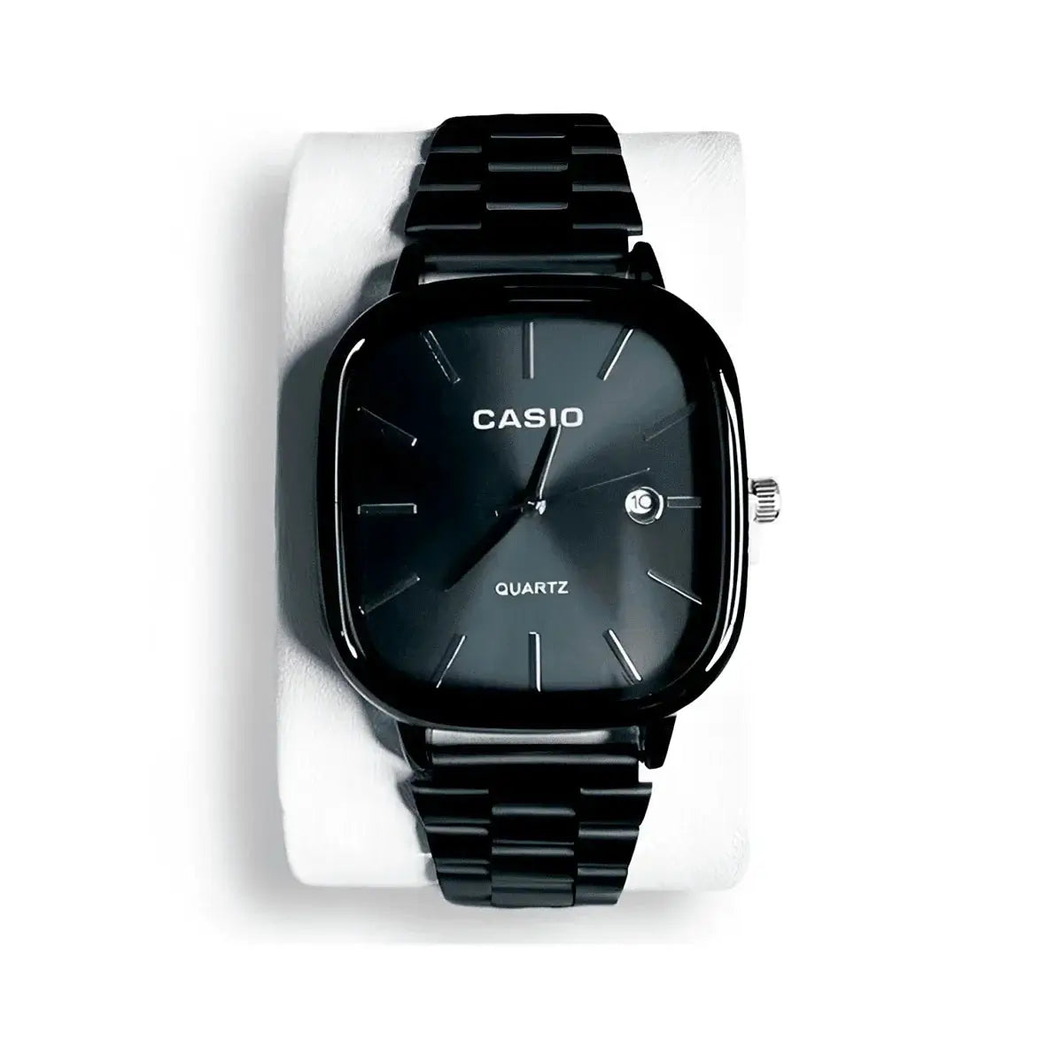 Casual Vintage Analog Watch